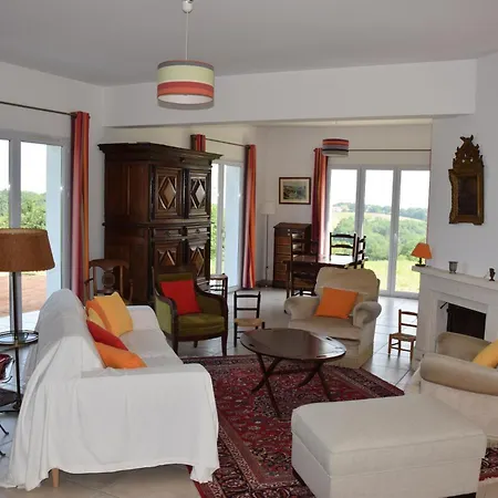 Pilota Plaza בית נופש *