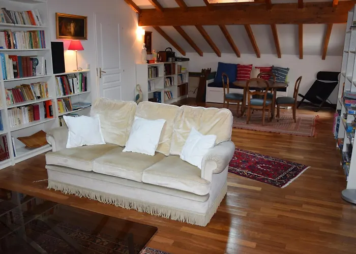 בית נופש Pilota Plaza *